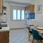 Apartament Miraroma *