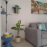 Apartament Miraroma *